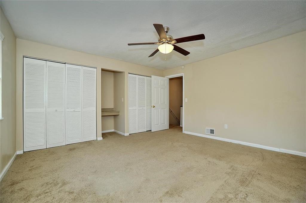 412 Colton Street Pittsburgh, PA 15209 - Photo 10 of 18 a view of an empty room