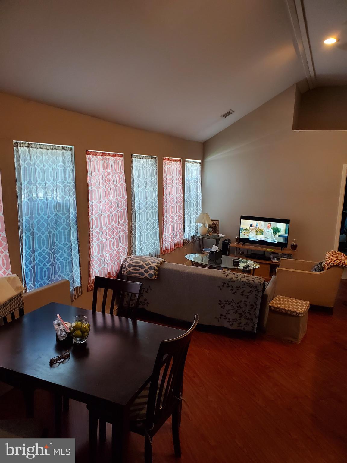5438 Bayside Road Chesapeake Beach, MD 20732 - Photo 3 of 10 Family Room