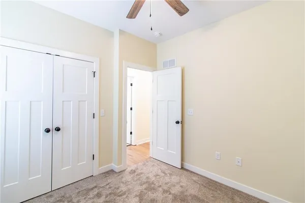 $334,900 | 107 South Jefferson Avenue, Knob Noster, MO 65336