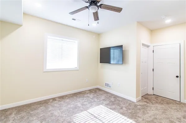 $334,900 | 107 South Jefferson Avenue, Knob Noster, MO 65336