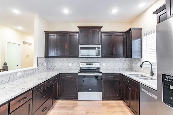 $334,900 | 107 South Jefferson Avenue, Knob Noster, MO 65336