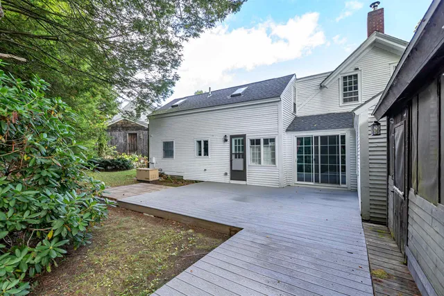 $549,900 | 1 Old Coach Road, New Boston, NH 03070