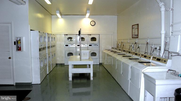 5340 Holmes Run Parkway, Unit 516 Alexandria, VA 22304 - Photo 8 of 15 Community laundry