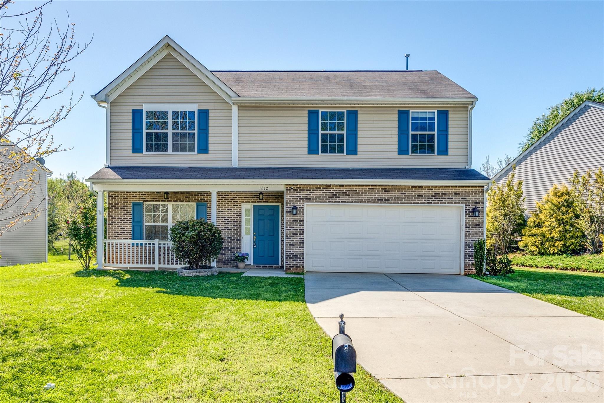 1612 Beleek Ridge Lane Clover, SC 29710 - Photo 3 of 30