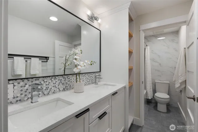 $1,339,000 | 6540 159th Avenue Northeast, Redmond, WA 98052