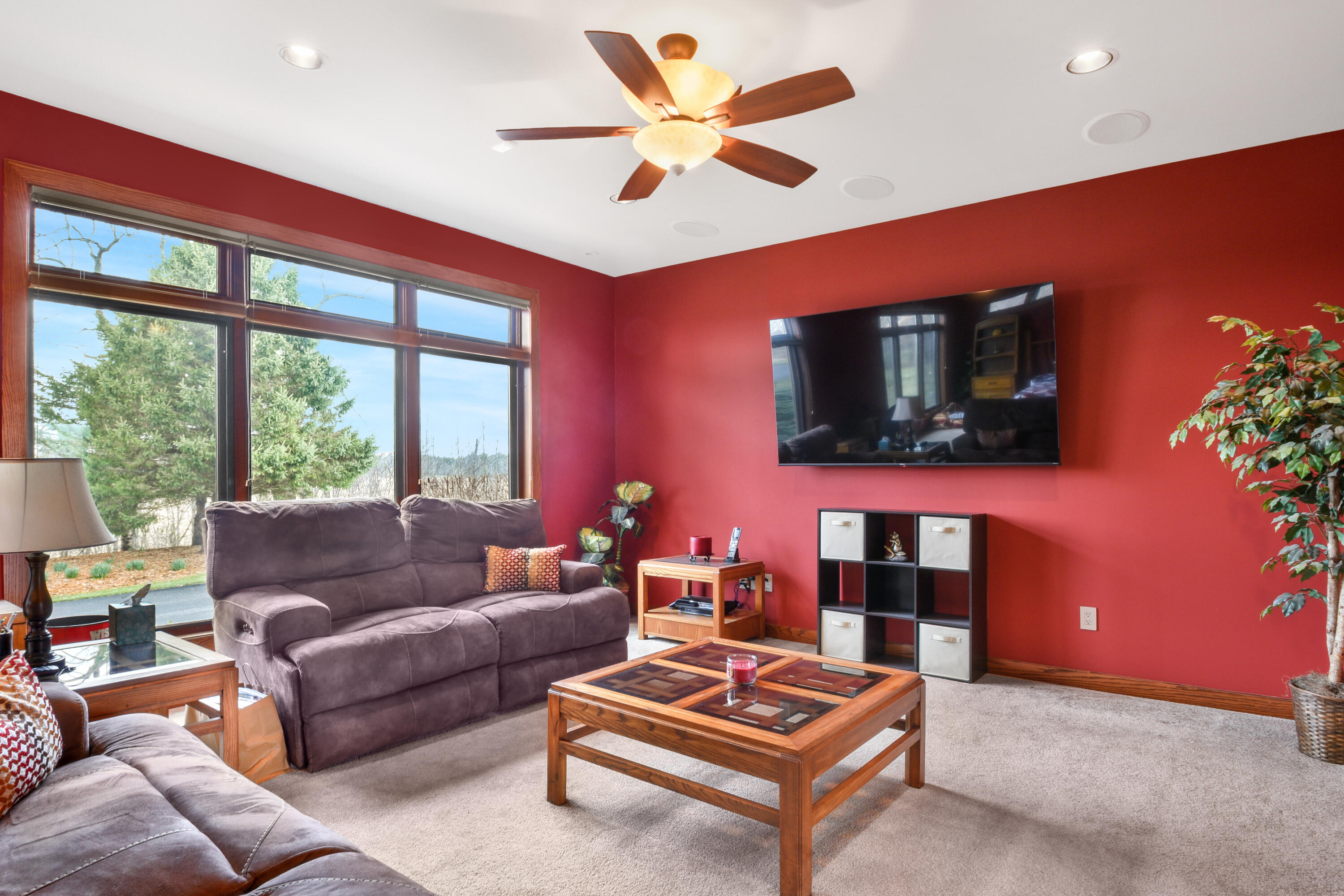 790 Erin Road Erin, WI 53027 - Photo 22 of 52 Suite 2 living