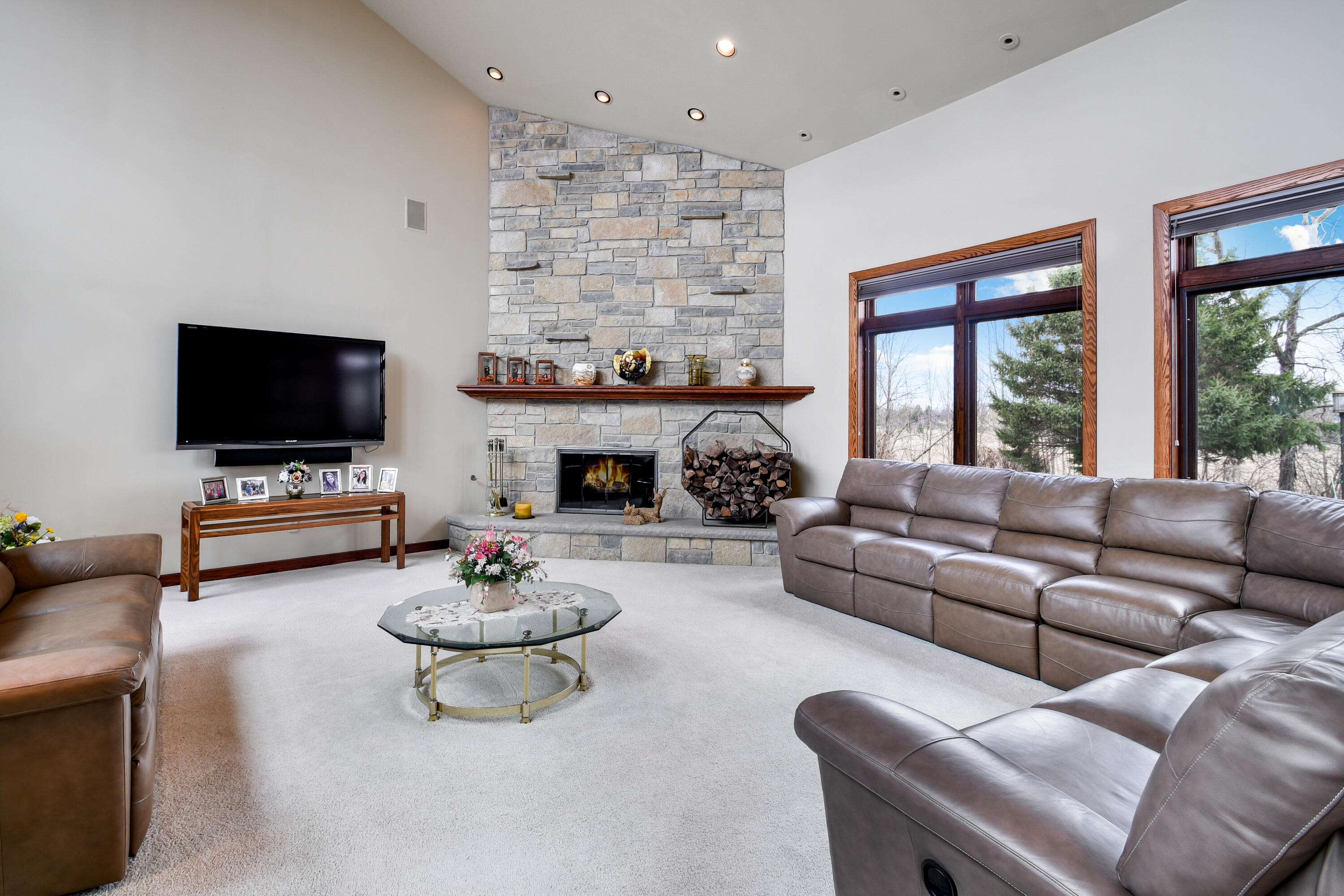790 Erin Road Erin, WI 53027 - Photo 5 of 52 Great Room NFP