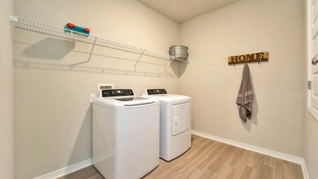 330 Merlin Court Crestview, FL 32539 - Photo 23 of 28 Camden laundry room
