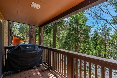 $579,000 | 2755 North Lake Boulevard, Unit 10, Tahoe City, CA 96145