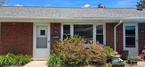 $900 | 2639 Galpin Avenue, Royal Oak, MI 48073