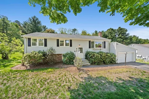 $709,900 | 6 Sandy Ridge Circle, Sharon, MA 02067