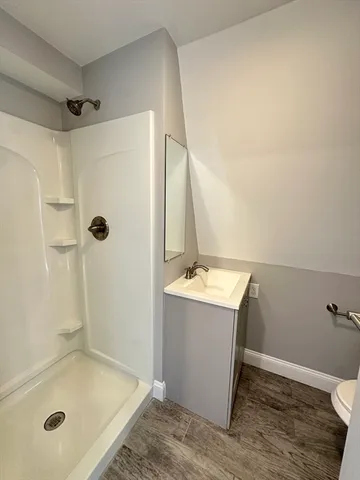 $2,000 | 6 Monroe Street, Unit 315, Salem, MA 01970