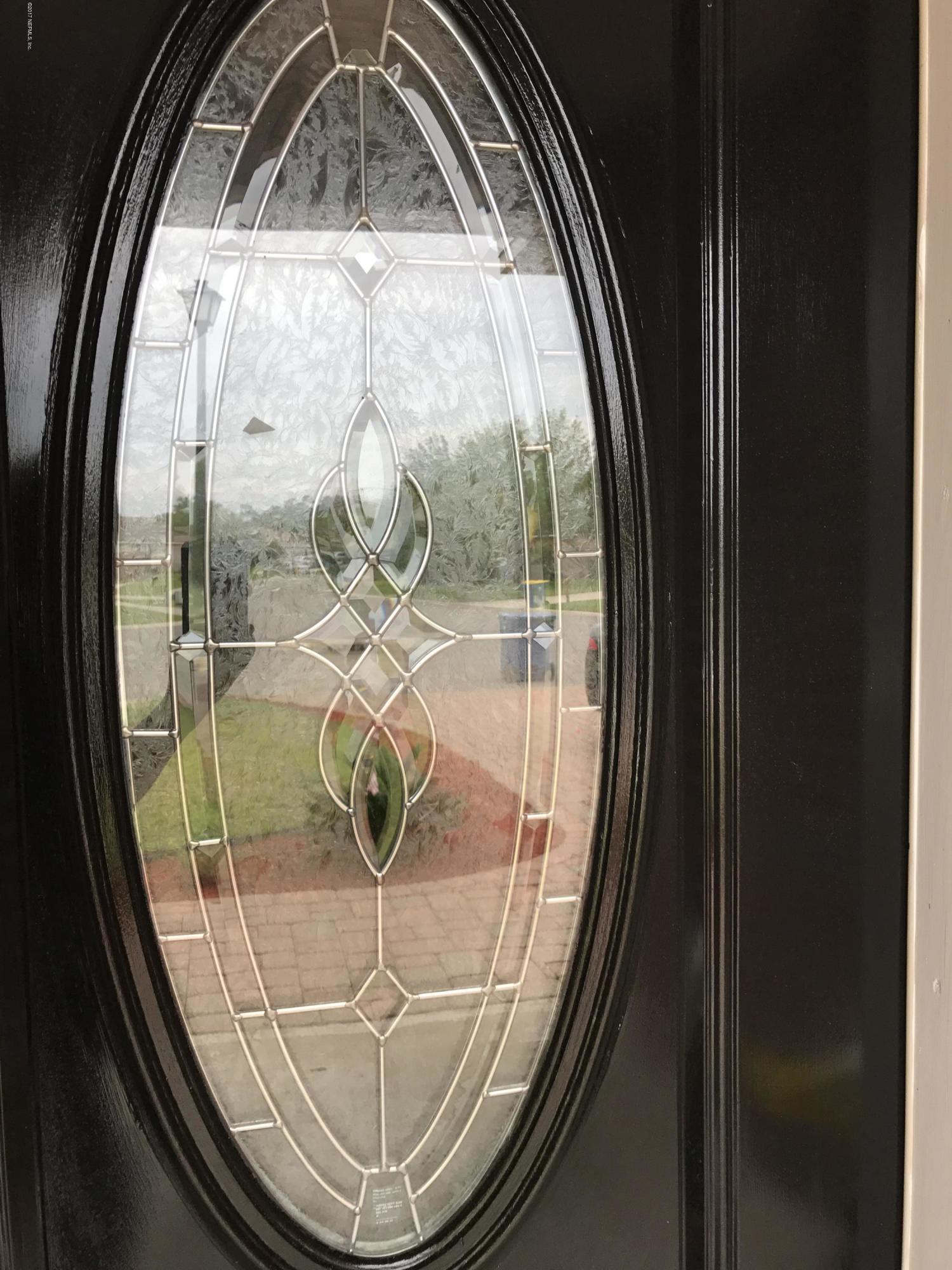 13290 Pacemaker Drive Jacksonville, FL 32225 - Photo 6 of 40 a view of a mirror