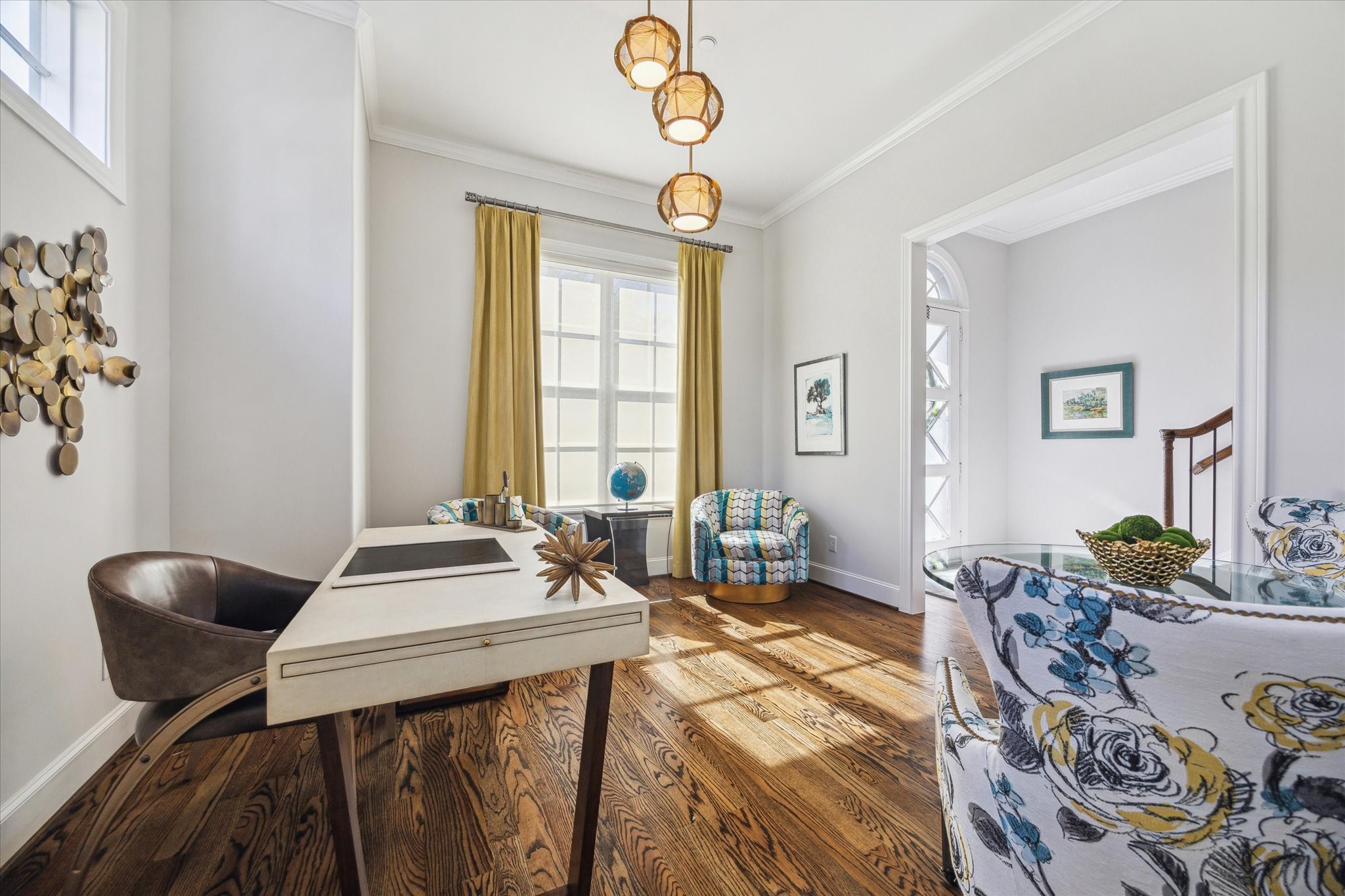 1619 Calumet Street Houston, TX 77004 - Photo 5 of 26 a living room with furniture and a window