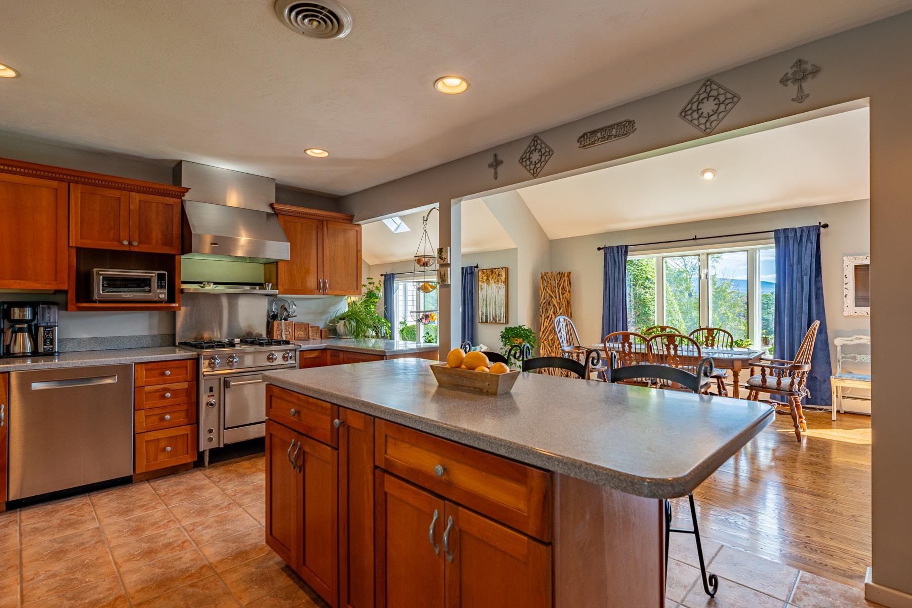 762 Houran Road Bennington, VT 05201 - Photo 10 of 31