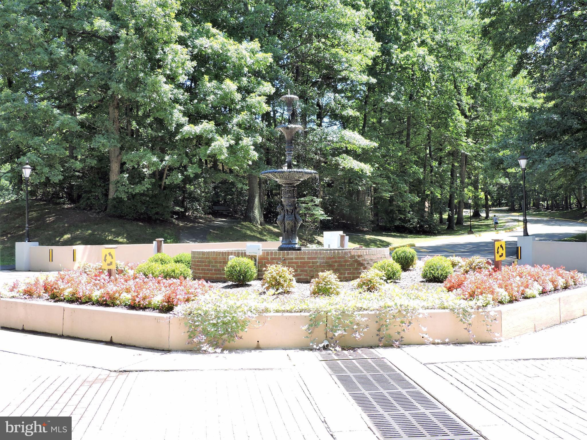 5833 Cove Landing Road, Unit 304 Burke, VA 22015 - Photo 29 of 32 Community