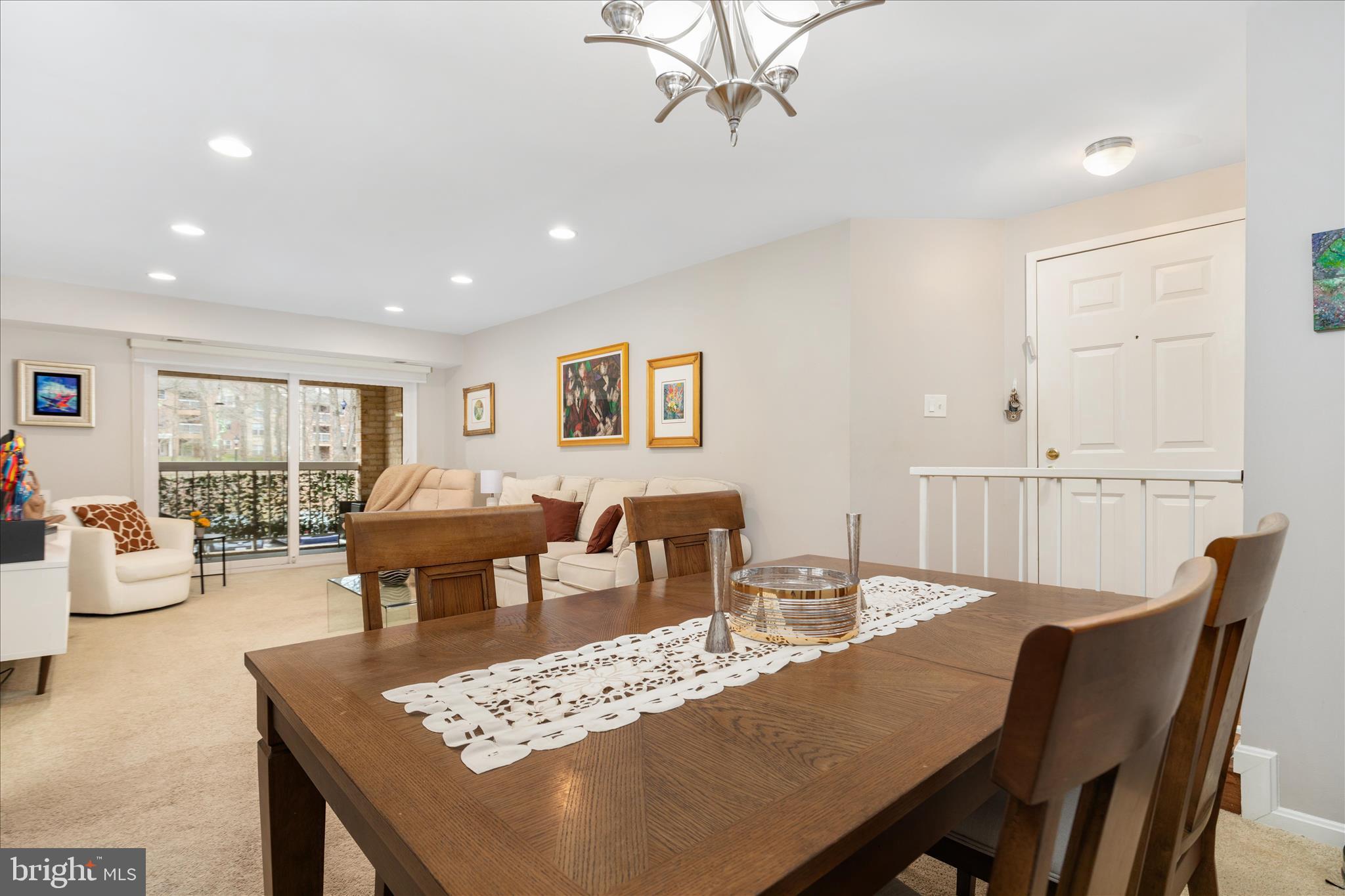 5833 Cove Landing Road, Unit 304 Burke, VA 22015 - Photo 7 of 32