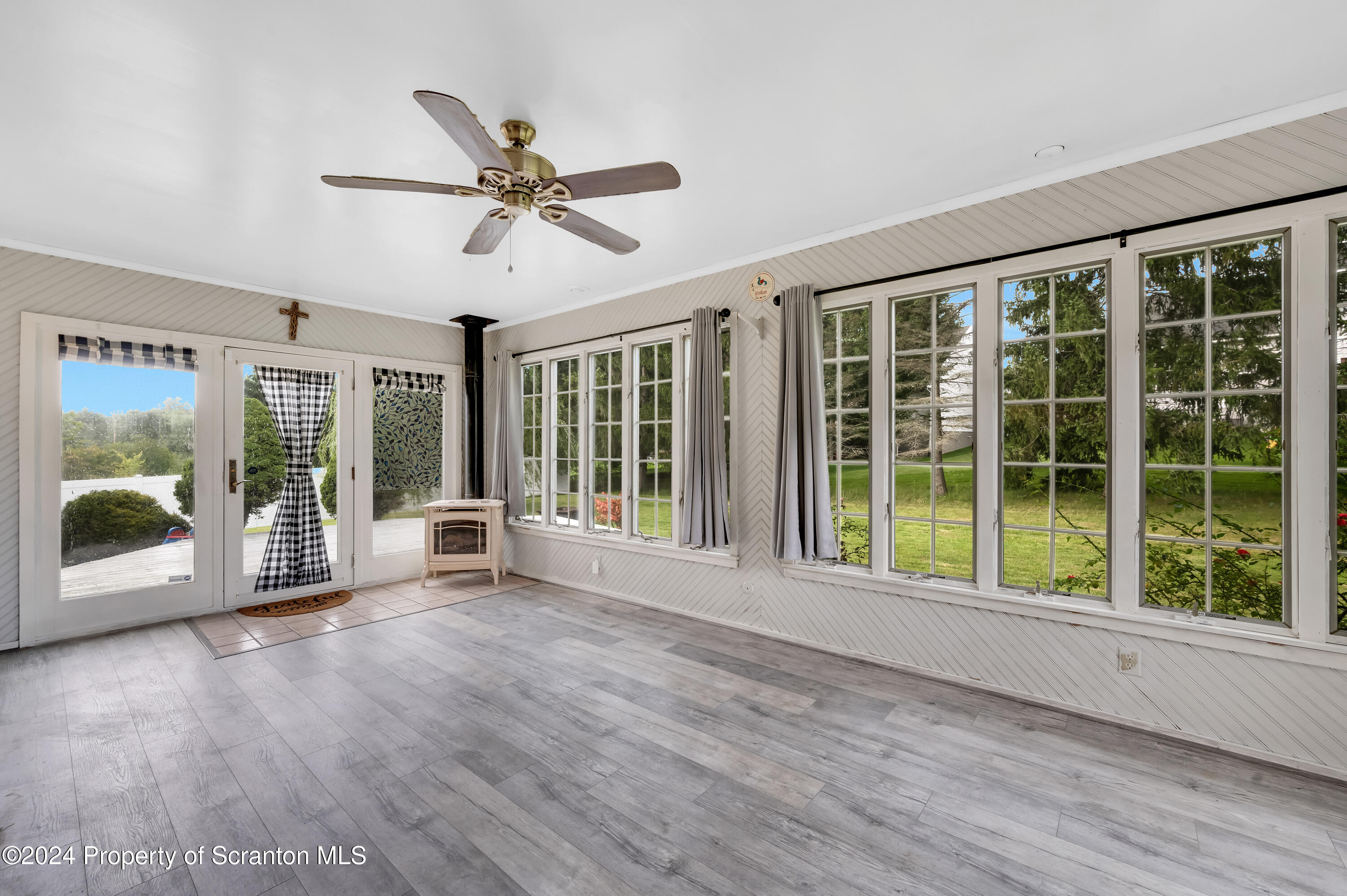 305 Maggies Road, Unit L B Clarks Summit, PA 18411 - Photo 14 of 43 sunroom