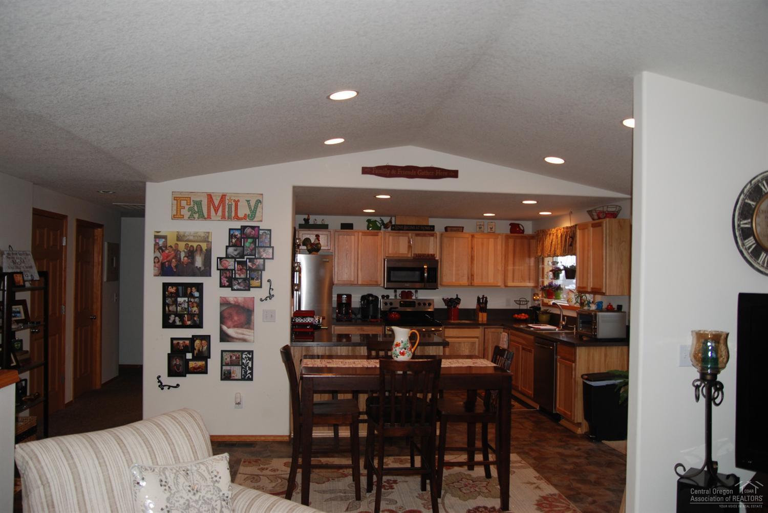 347 Center Ridge Drive Culver, OR 97734 - Photo 5 of 11 Additional Photo