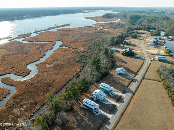 $534,900 | 3216 Whichards Beach Road, Chocowinity, NC 27817