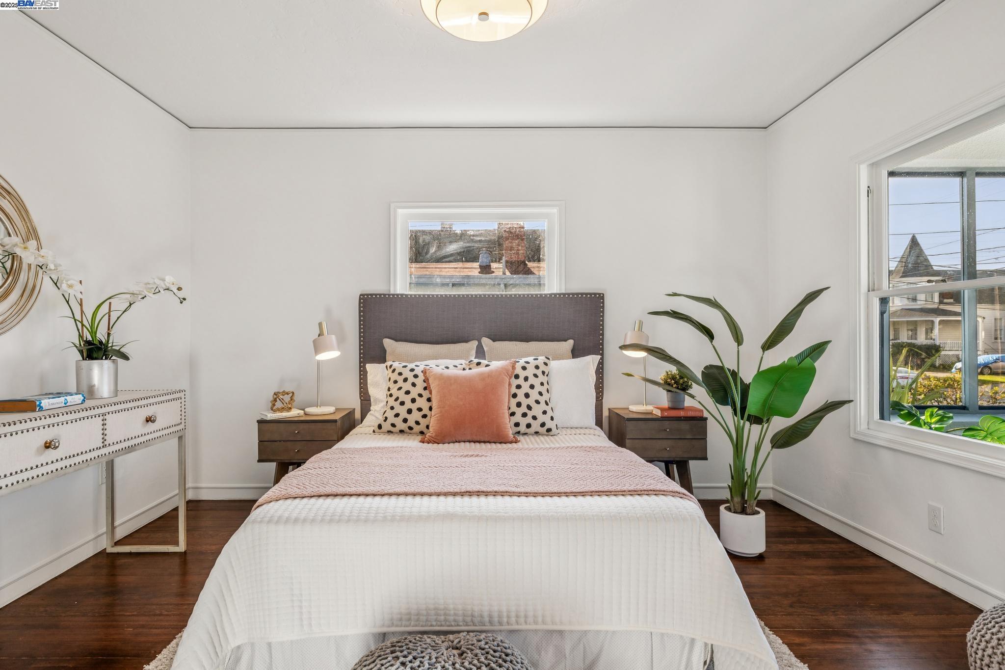 1354 Regent Street Alameda, CA 94501 - Photo 21 of 58