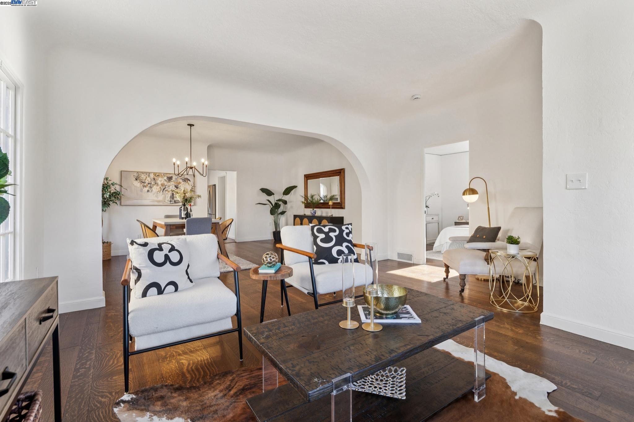 1354 Regent Street Alameda, CA 94501 - Photo 4 of 58