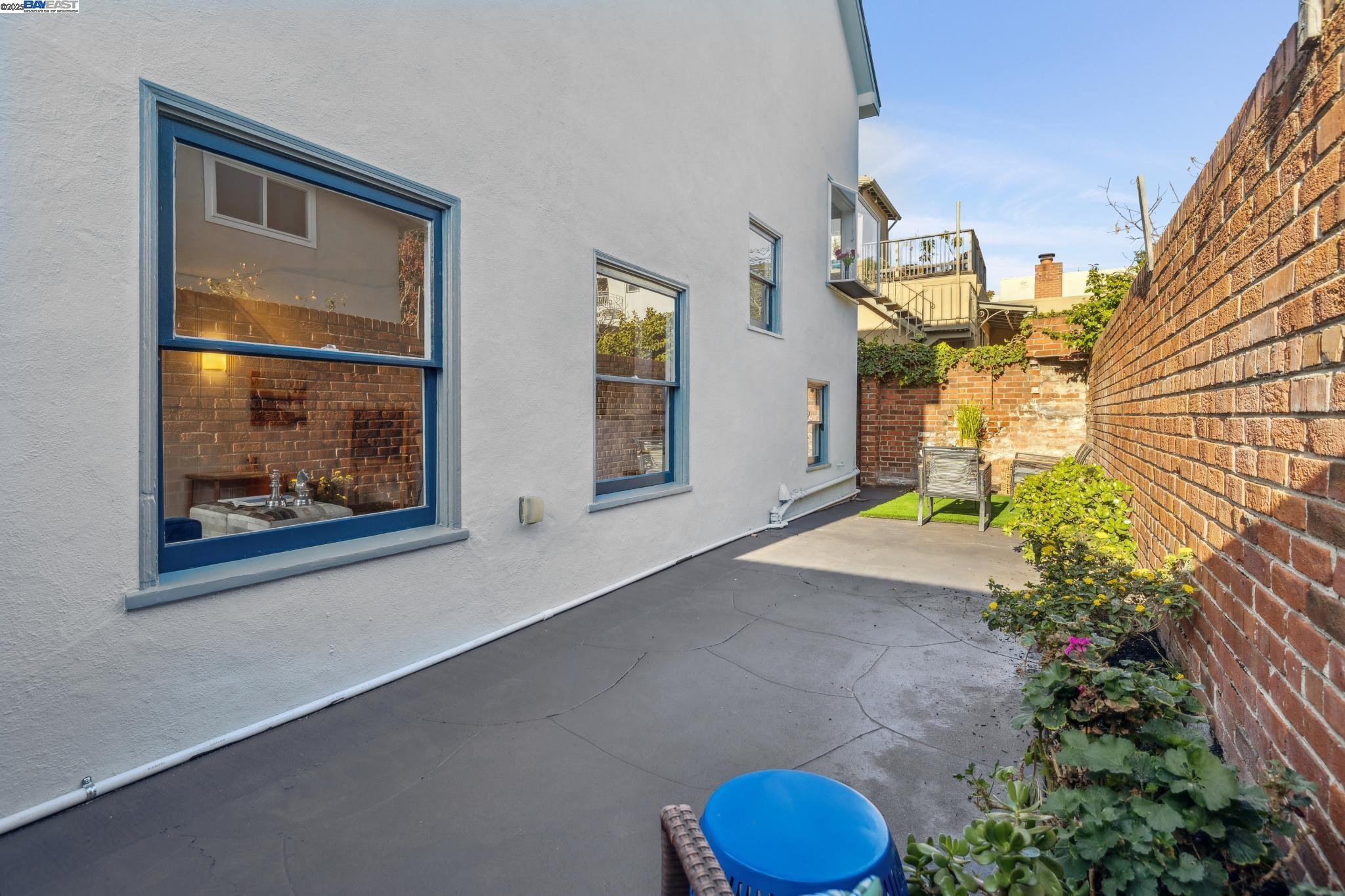 1354 Regent Street Alameda, CA 94501 - Photo 53 of 58