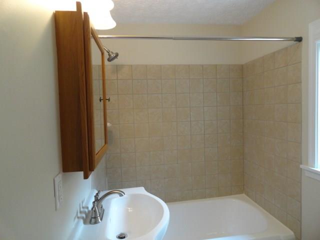1506 Radford Road Pittsburgh, PA 15227 - Photo 16 of 24 Completely updated, tasteful Full Bath!