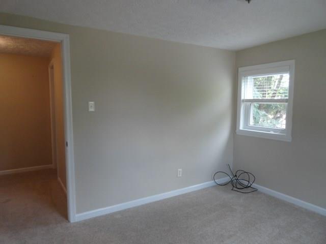 1506 Radford Road Pittsburgh, PA 15227 - Photo 19 of 24 Gallery Image 19