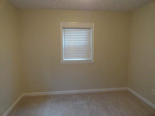 1506 Radford Road Pittsburgh, PA 15227 - Photo 21 of 24 Gallery Image 21