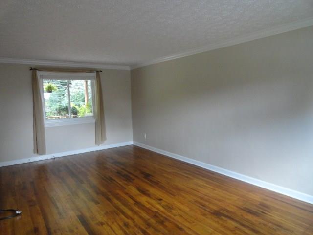 1506 Radford Road Pittsburgh, PA 15227 - Photo 5 of 24 Look at that Hardwood...so charming!