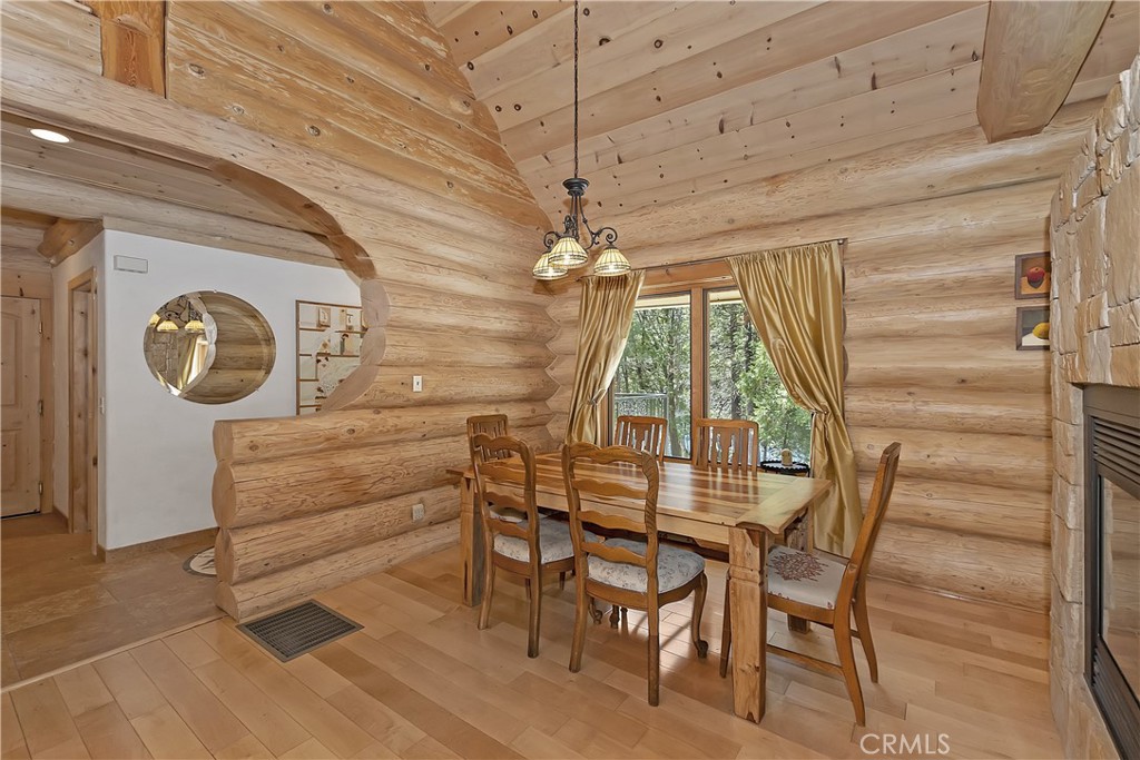 29388 Hook Creek Road Cedar Glen, CA 92321 - Photo 11 of 70