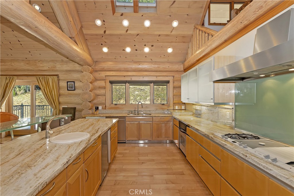 29388 Hook Creek Road Cedar Glen, CA 92321 - Photo 17 of 70