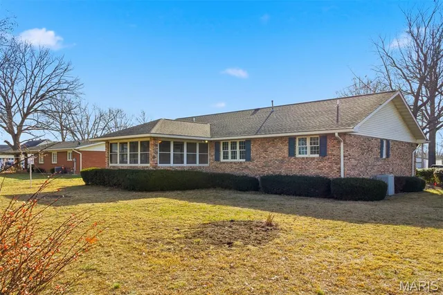 $335,000 | 265 North 1st Street, Breese, IL 62230