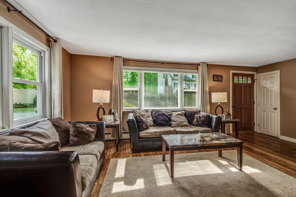 32 Amelian Road Randolph, MA 02368 - Photo 8 of 20 Gallery Image 8