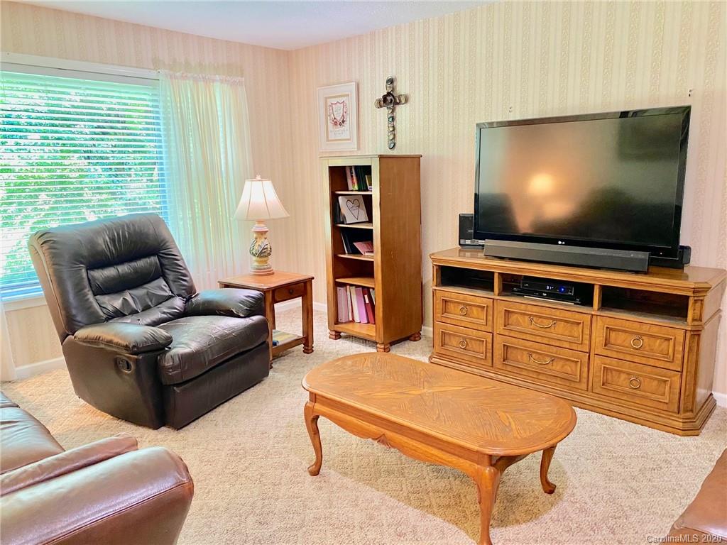 1245 Ashworth Road Marion, NC 28752 - Photo 2 of 24 Gallery Image 2