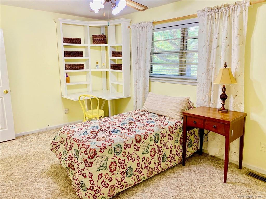 1245 Ashworth Road Marion, NC 28752 - Photo 13 of 24 Gallery Image 13