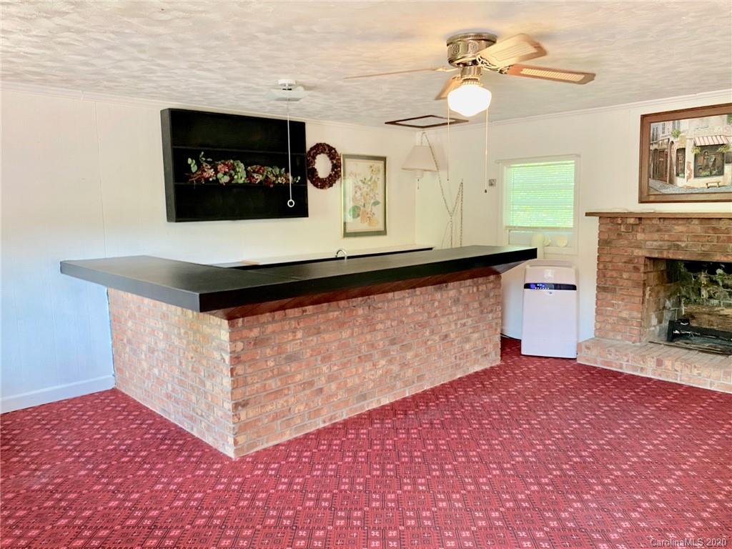 1245 Ashworth Road Marion, NC 28752 - Photo 19 of 24 Gallery Image 19