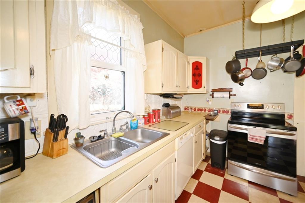 308 R Street Atchison, KS 66002 - Photo 12 of 47