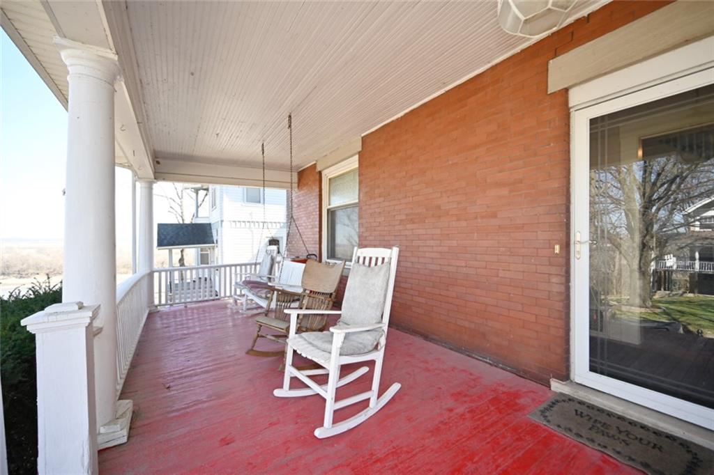 308 R Street Atchison, KS 66002 - Photo 6 of 47