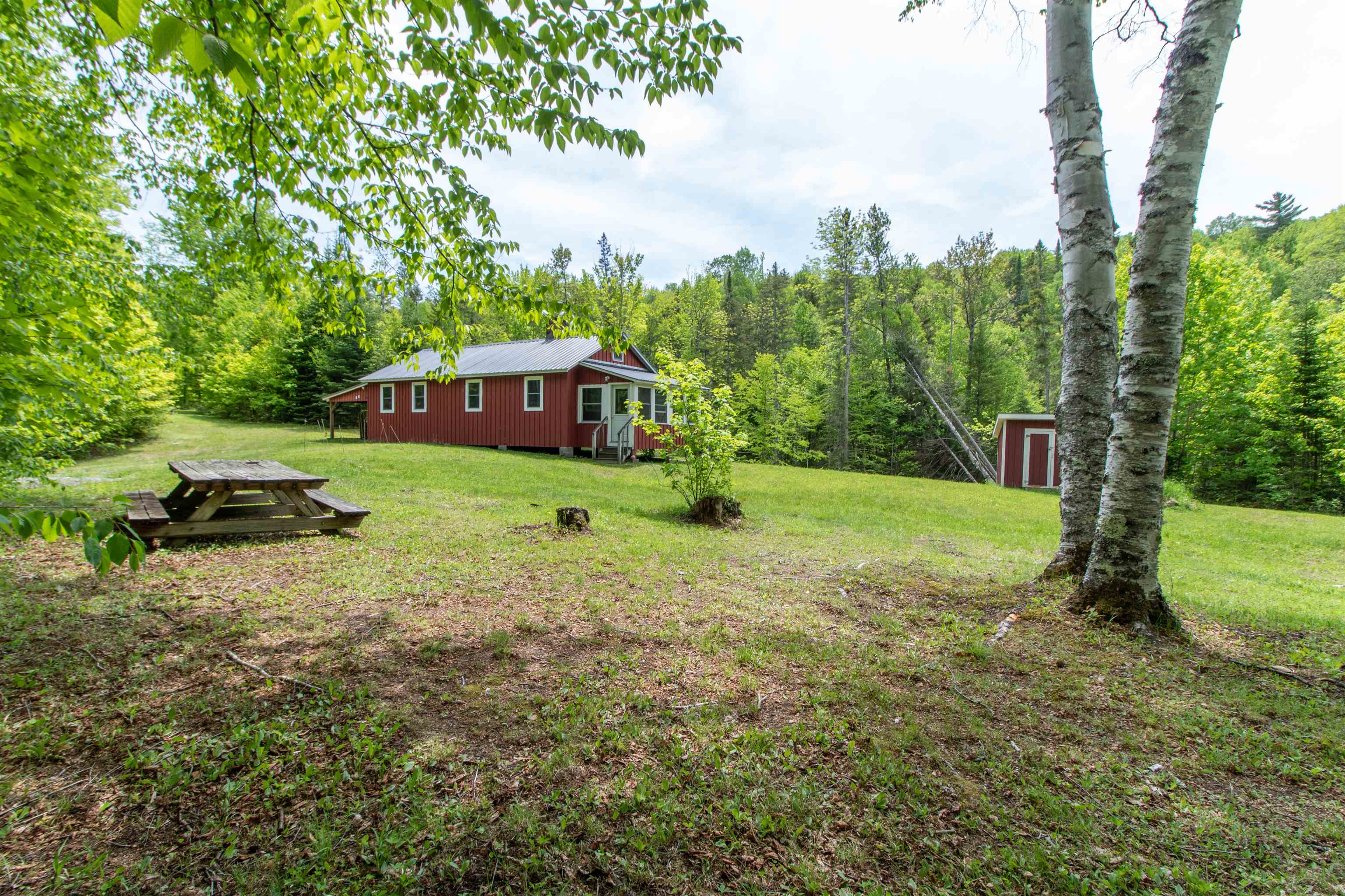 6885 Kirby Mountain Road Kirby, VT 05851 - Photo 4 of 51