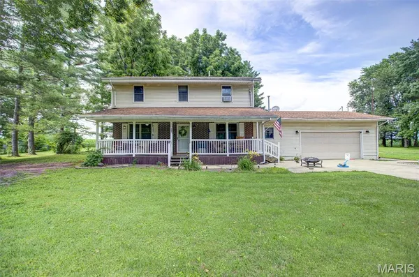 $139,000 | 505 Hinton Street, Kane, IL 62054