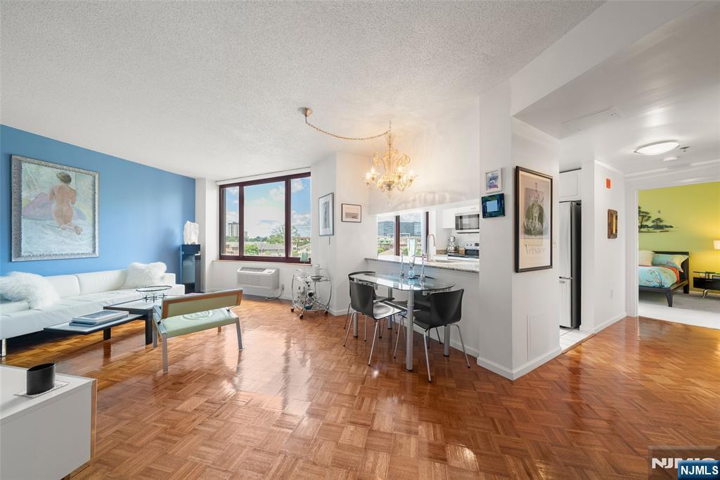 100 Old Palisade Road, Unit 1801 Fort Lee, NJ 07024 - Photo 5 of 24
