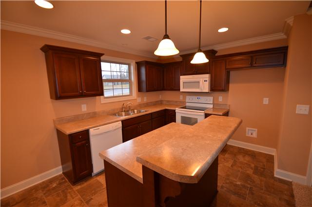 120 Legends Ridge Drive, Unit 26 Lebanon, TN 37090 - Photo 7 of 18 Kitchen