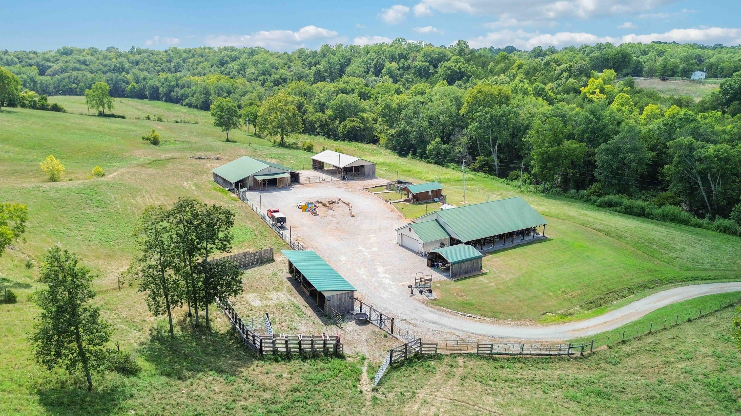 714 Elliott Road Harrodsburg, KY 40330 - Photo 57 of 66 056