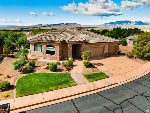 $949,000 | 373 Meridian Drive North, Ivins, UT 84738