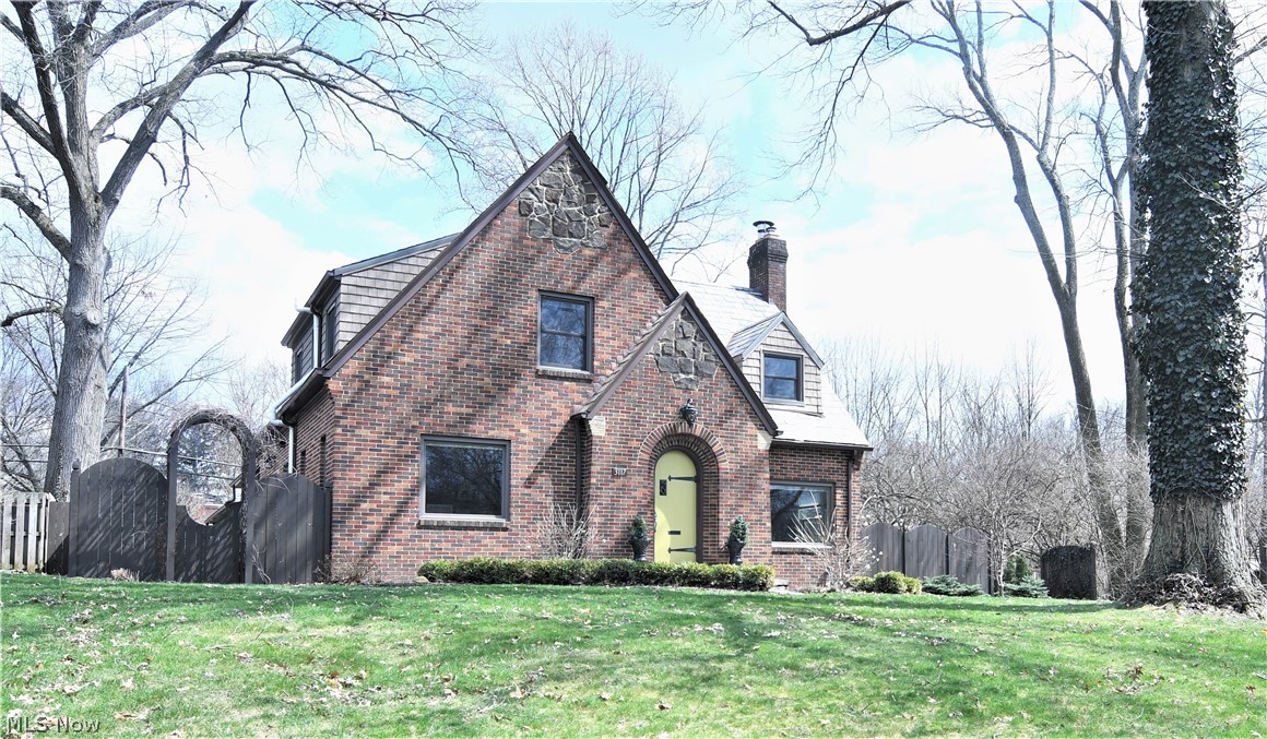 3117 Orchard Road Silver Lake, OH 44224 - Photo 2 of 35