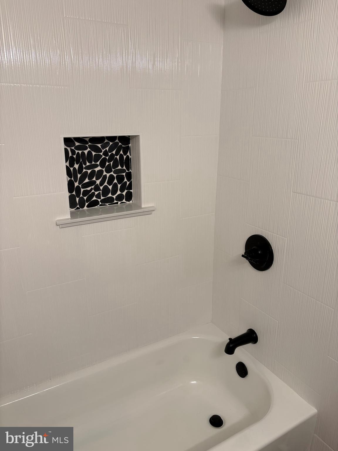 19032 Mills Choice Road, Unit 2 Montgomery Village, MD 20886 - Photo 14 of 20 Hall Bath - New Tub/Shower