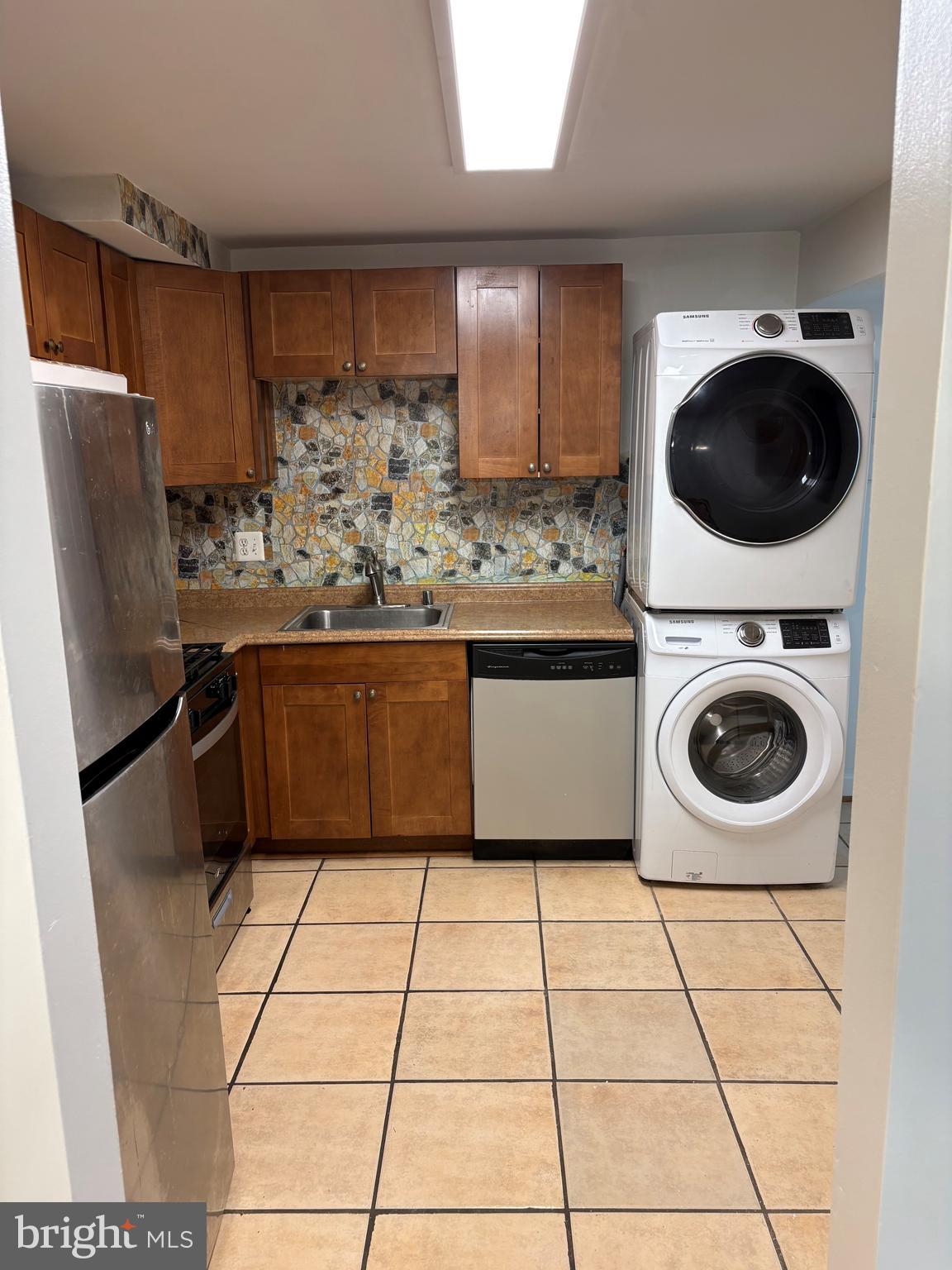 19032 Mills Choice Road, Unit 2 Montgomery Village, MD 20886 - Photo 4 of 20 Kitchen
