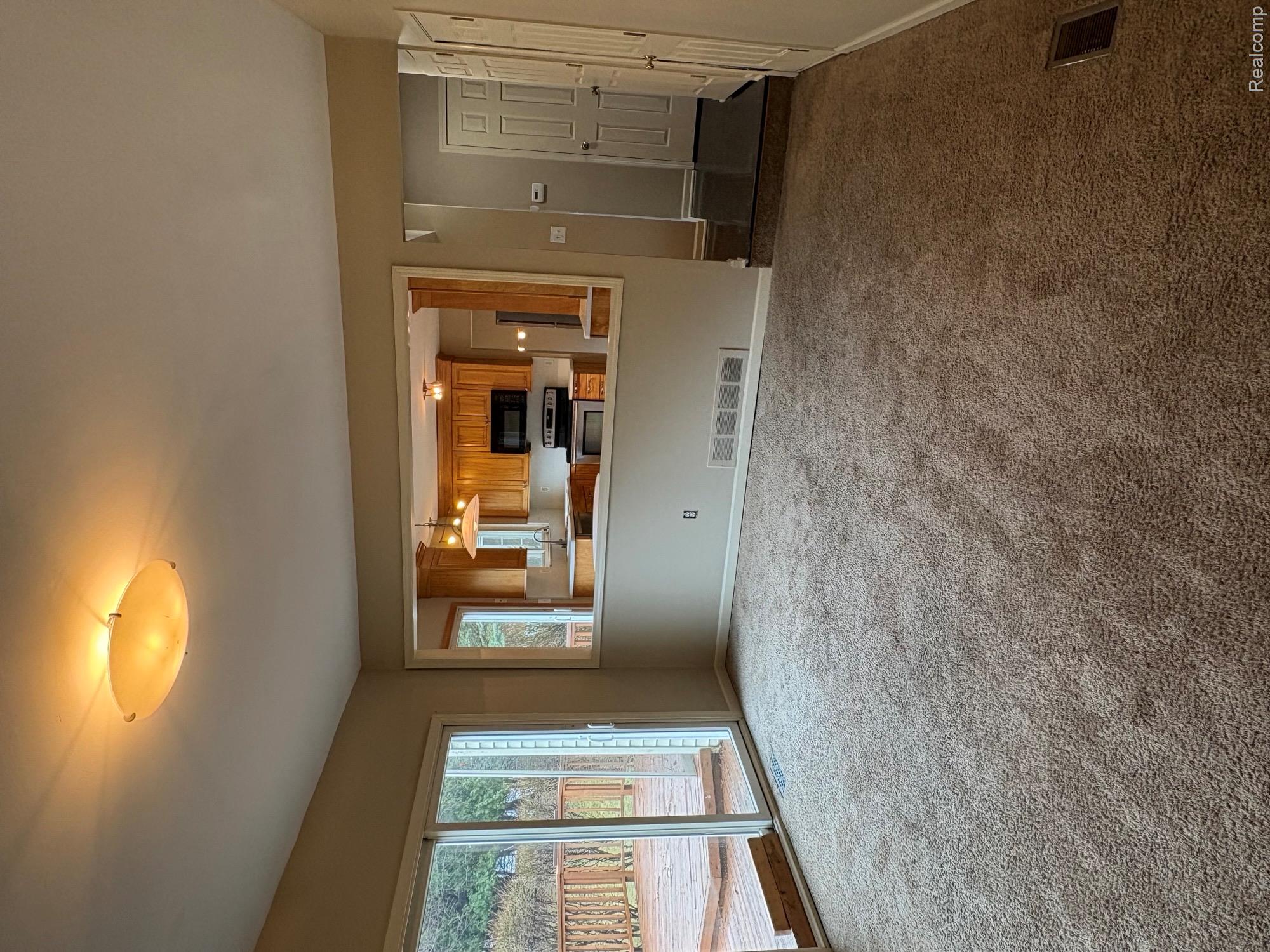 172 Parsons Lane Rochester, MI 48307 - Photo 14 of 24